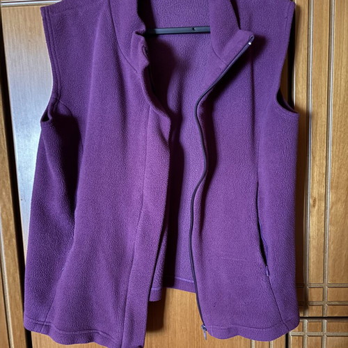 Winter vest used, purple, sizes M and L