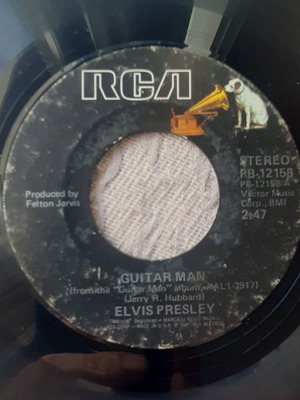 Elvis Presley Guitar Man / Faded Love 7" US сингъл, RCA, 1981