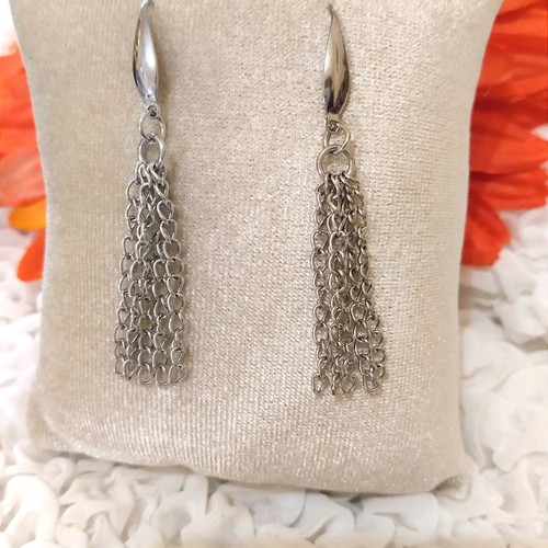 Handmade stainless steel dangling earrings in silver color new