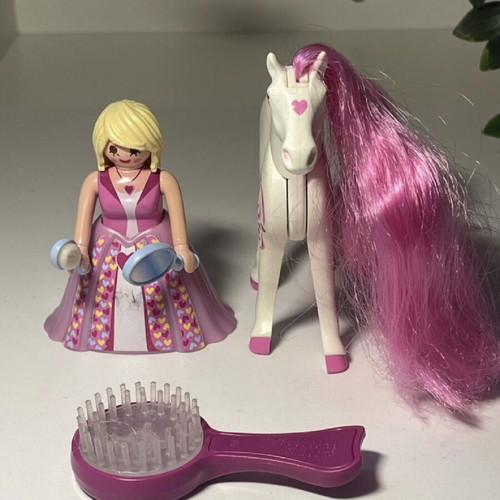 Playmobil 6166 Princess Rosalia with Horse in good condition