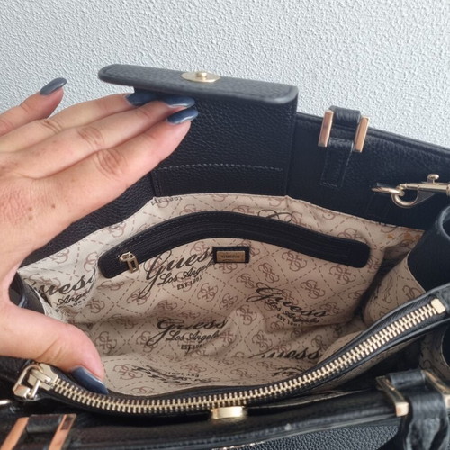 Guess shoulder handbag black used with detachable strap