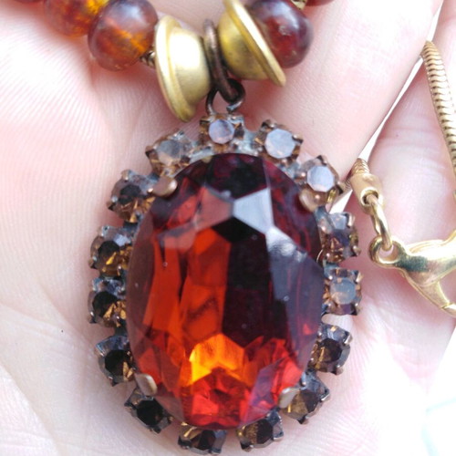 Vintage statement necklace with red stone and beads new