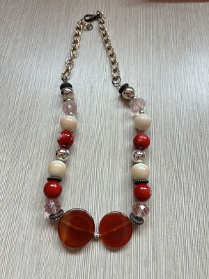 Necklace with red, ecru and pink beads used