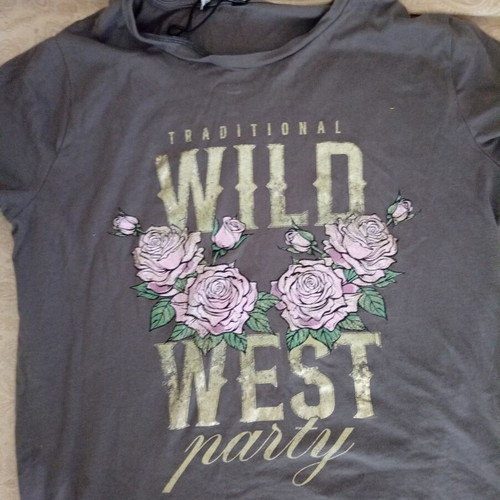 Stradivarius T-shirt, grey with pink floral print, size M
