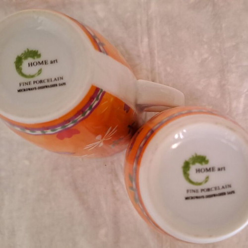 Set of mugs like new, 300 mL capacity
