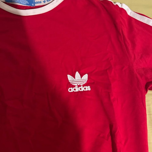 Adidas T-Shirt like new, size S-M, white and red