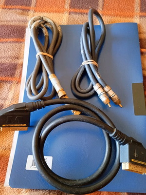 Monster Cable used connection cables with gold-plated contacts