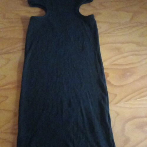 Pull & Bear elastic midi dress size S like new with side cat out