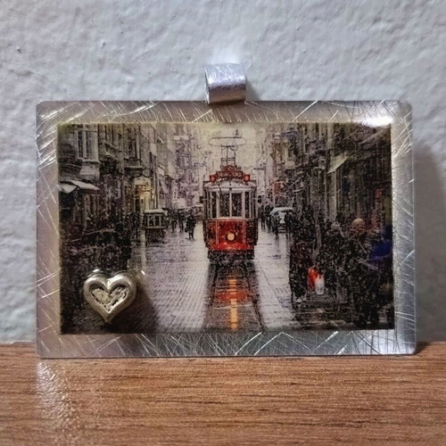 Handmade London Scene Pendant for Neck, like new, silver