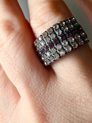 Ring with rhinestone stones adjustable, like new, purple and silver