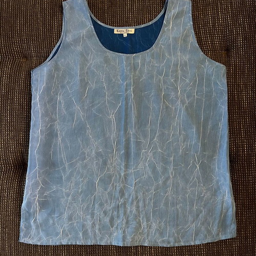 Kappa Erre Milano women's sleeveless top like new, blue marble design