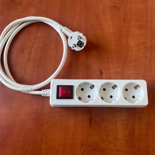 Safety Power Strip 3 Sockets used with Switch and 1.3m Cable