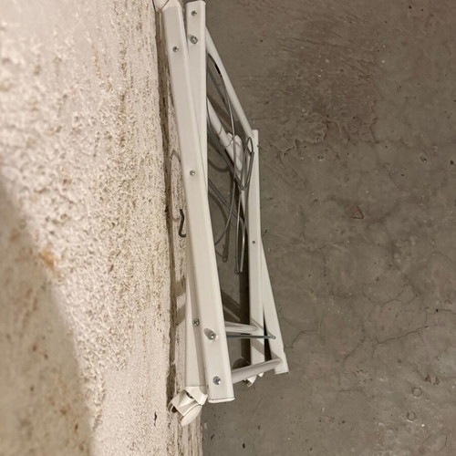 Bassinet stand metal foldable like new