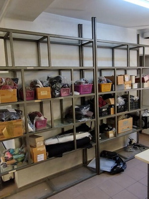 Metal shelving unit used, set of 2, 162x40x264 cm each