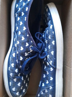 Keds Taylor Swift shoes collectible, like new, size 39