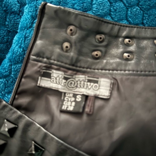 Attrattivo leather skirt size S like new, black