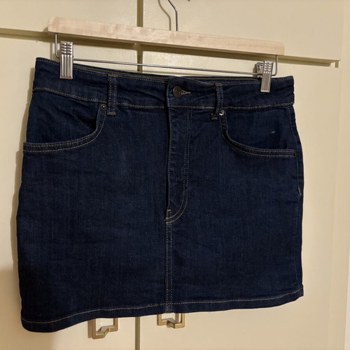 Zara dark blue denim mini skirt, size 40