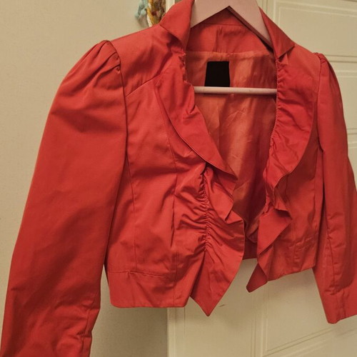 Pinko crop jacket coral, like new, evening style