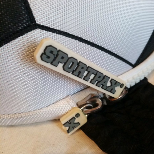 Sportpax backpack shaped like a ball like new