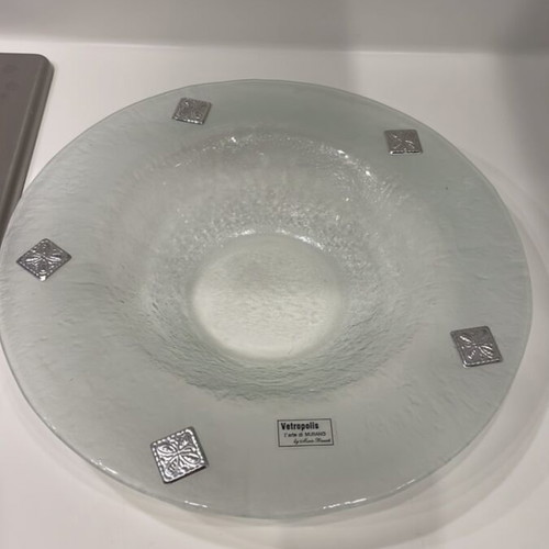 Vetropolis round deep serving platter like new with metal details