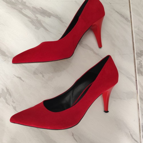 Red suede pumps size 39 like new