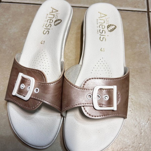 Women's anatomical slippers like new, size 41, white