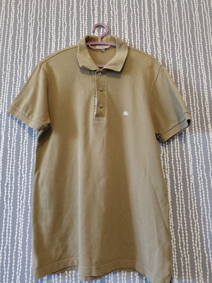 Burberry vintage men's t-shirt like new, size M