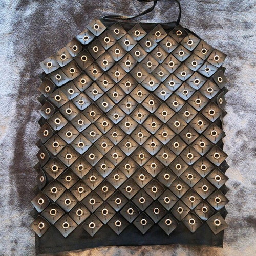 BSB leather top like new, backless with adjustable cords