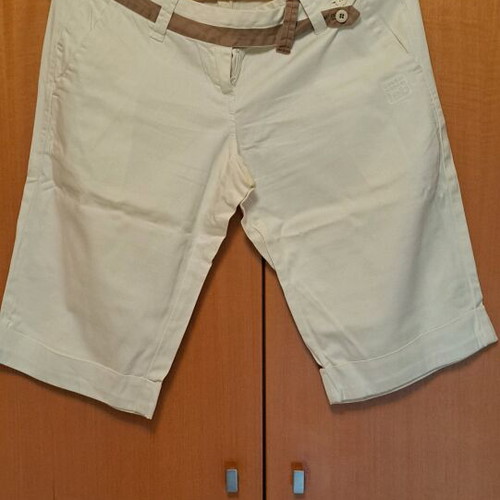 Gsus Industries women's bermuda white like new, size S