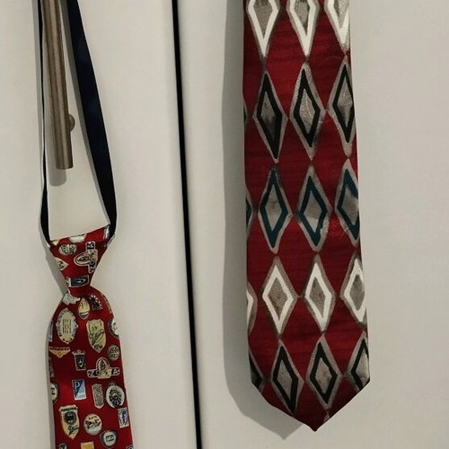 Children's ties like new, pack of 2