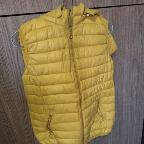 Yellow sleeveless women's jacket like new, size M