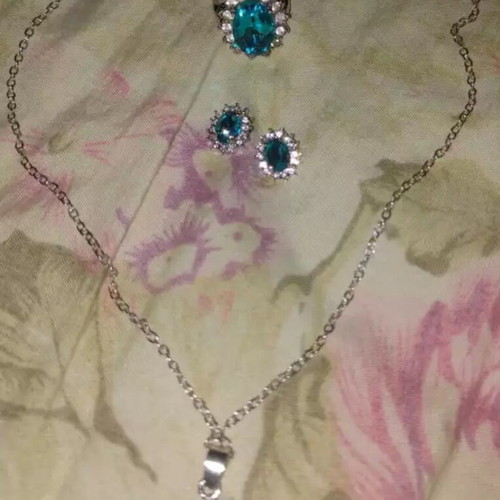 Ladies' Swan Lake Jewelry Set new, sterling silver with blue and white crystals
