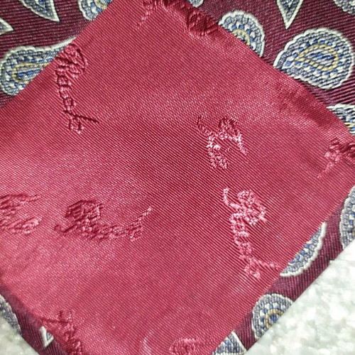 The Windsor Collection authentic tie made of 100% silk