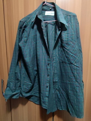 Men's dress shirts used, sizes M and L, multicolored