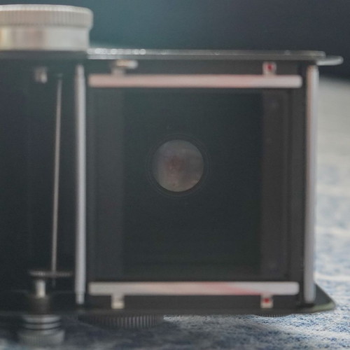 Rolleicord Va used with meter and mask for 6-4.5