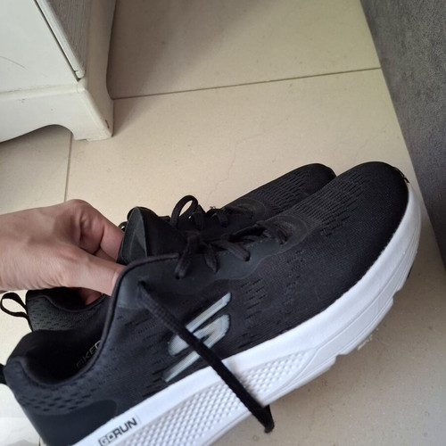 Skechers athletic shoes, size 38, black