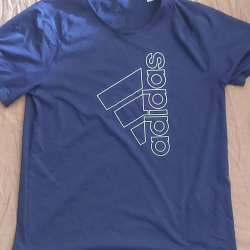 Adidas t-shirt like new, blue, size M