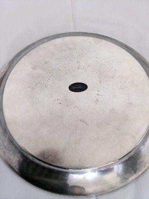 Silver plate round serving tray like new with cord design 34cm