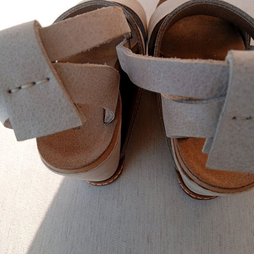 Catarina Martins platform shoes like new, handmade leather, beige