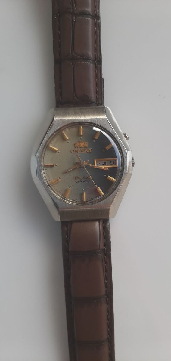 VINTAGE ORIENT 145 00 Vendora