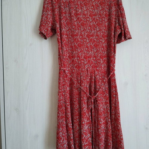 Mango dress used, airy red