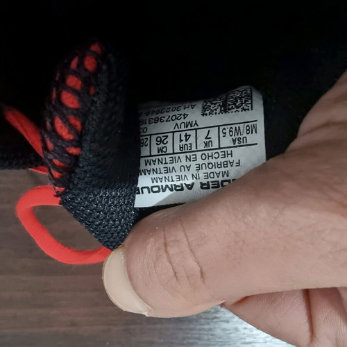Under Armour PS Lockdown 7 shoes used, red and black, size 41