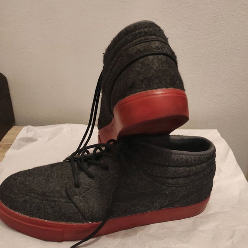Nike SB Stefan Janoski Mid EXP like new, black, size 44-45