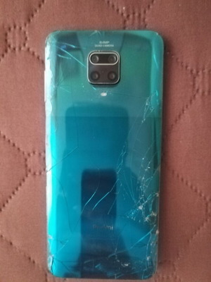 Xiaomi Note 9 Pro smartphone used with cracked back cover, dual SIM