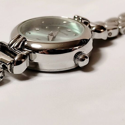 Women's Quartz Watch by Dobroa new, metal case and bracelet