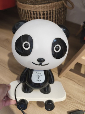 Children's panda table lamp
