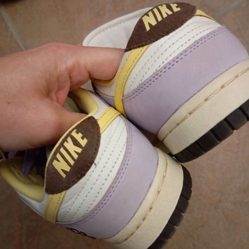 Nike Dunk athletic shoes like new, size 38, white