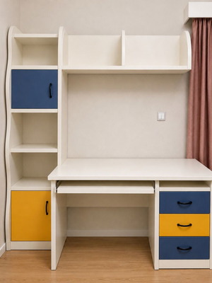 Desk composition with integrated bookshelf, white with blue and yellow details