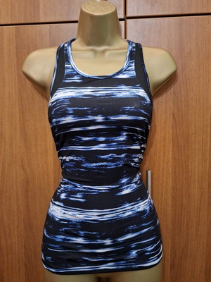 Ladies gym top size medium