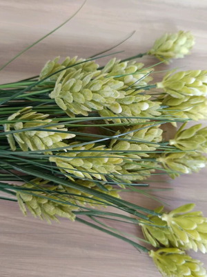 Decorative wheat flower bouquets 2 pcs like new